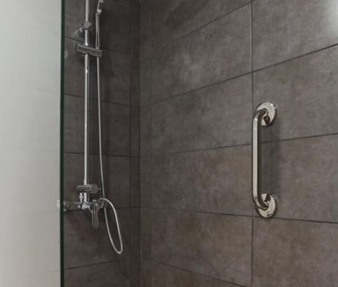 بانگلوی لوکس, Camelina Suites