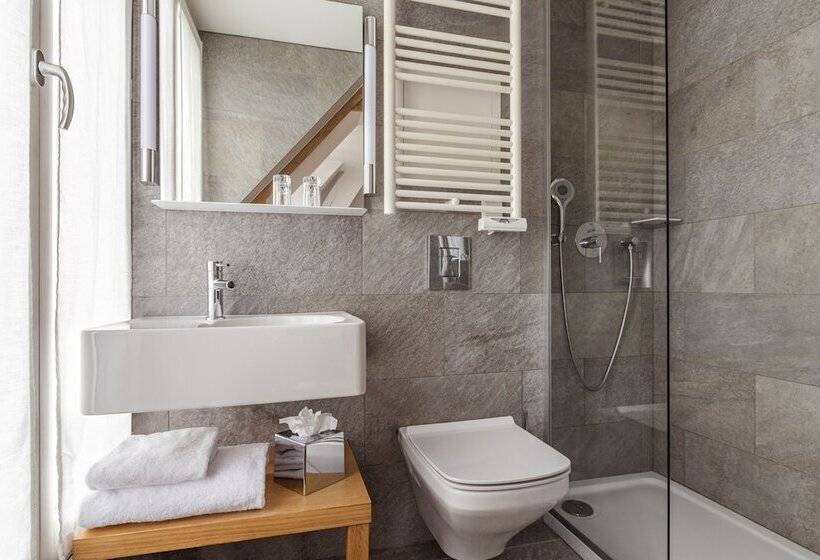 اتاق کلاسیک, 9hotel Republique