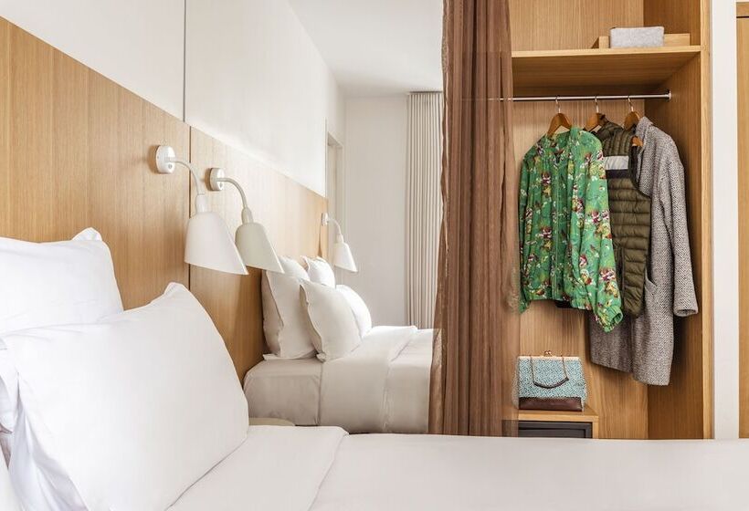 اتاق کلاسیک, 9hotel Republique