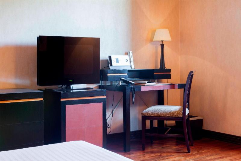 اتاق سوپریور با تخت بزرگ, Ac Hotel Palacio De Santa Ana By Marriott