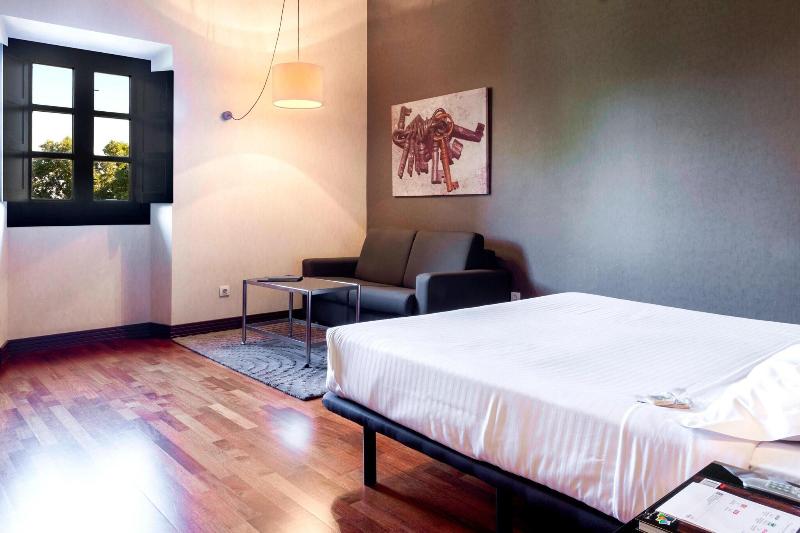 اتاق سوپریور با تخت بزرگ, Ac Hotel Palacio De Santa Ana By Marriott