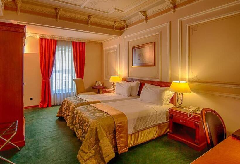 Chambre Deluxe, Anemon Galata