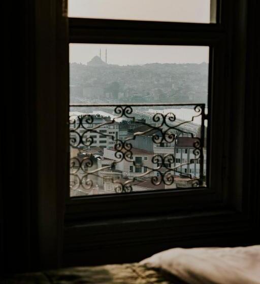 اتاق سوپریور, Anemon Koleksiyon Galata Otel
