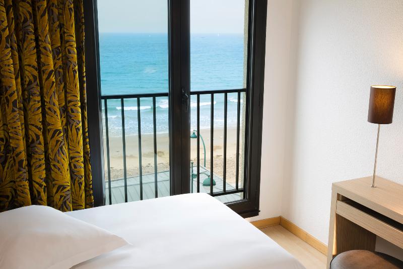 اتاق لوکس با چشم‌انداز دریا, Escale Oceania Saint Malo