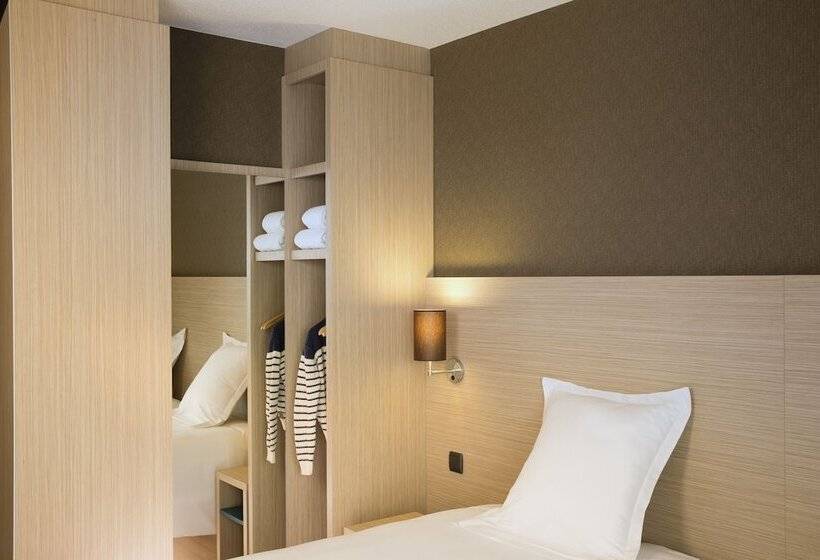 اتاق راحتی, Escale Oceania Saint Malo