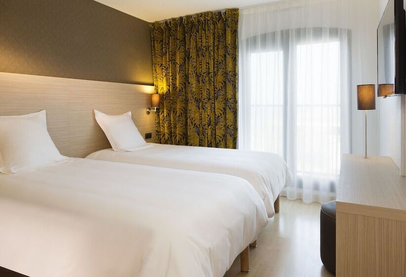 اتاق راحتی, Escale Oceania Saint Malo