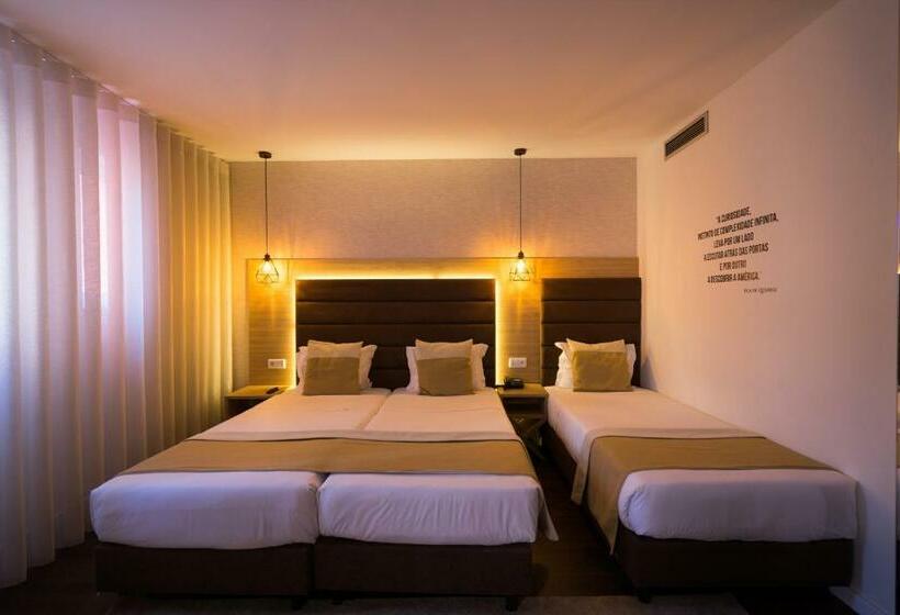 חדר סטנדרט לשלושה, The One Grand Hotel da Póvoa
