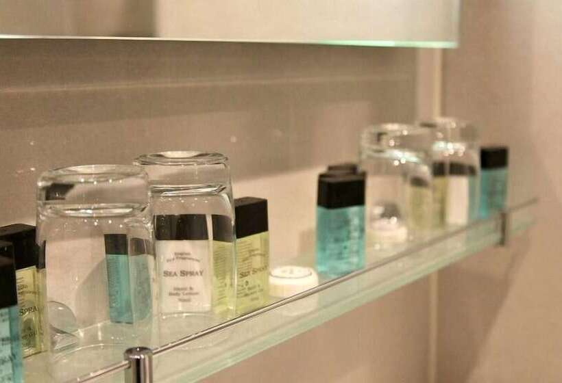 اتاق استاندارد, K Hotel Kensington
