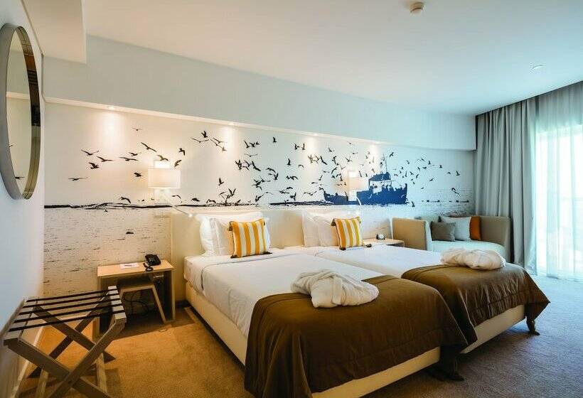 Standard Room, Mh Peniche