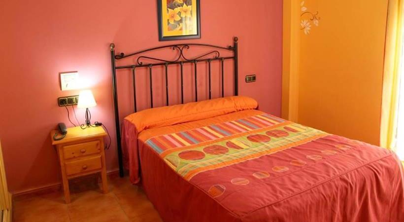 اتاق استاندارد یک نفره, Quéntar Hotel Rural