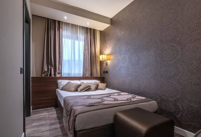 اتاق اکونومی, Smart Hotel Holiday