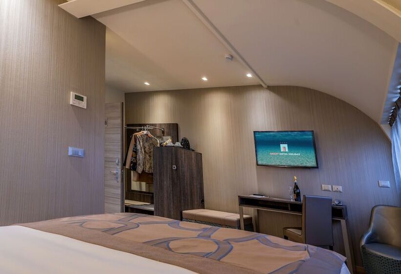 اتاق سوپریور, Smart Hotel Holiday