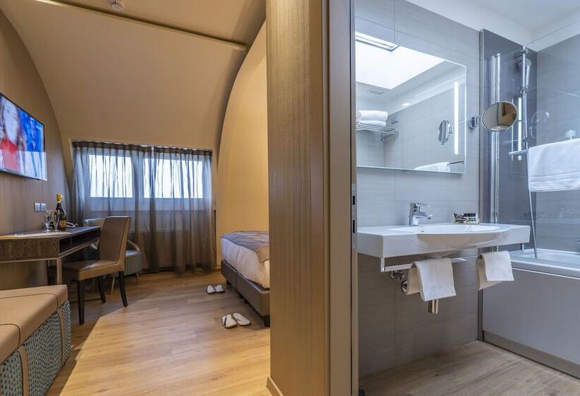 اتاق سوپریور, Smart Hotel Holiday