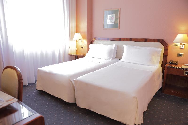 سوییت, Suite Hotel S Argamassa Palace