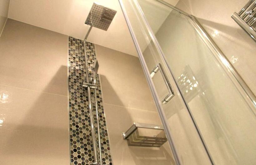 اتاق استاندارد, K Hotel Kensington