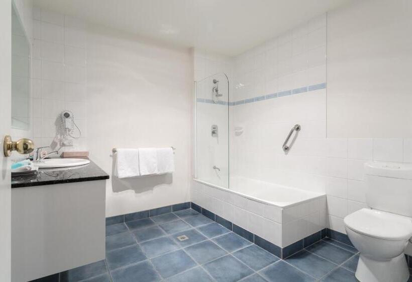 اتاق سوپریور سه تخته, Mayfair Plaza Motel And Apartments