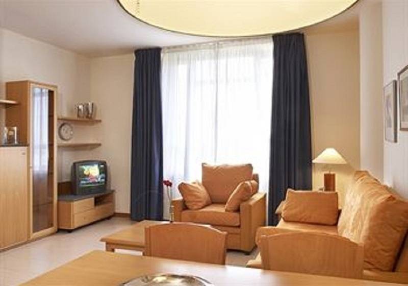 شقة غرفة واحدة, Sercotel Arrahona Sabadell