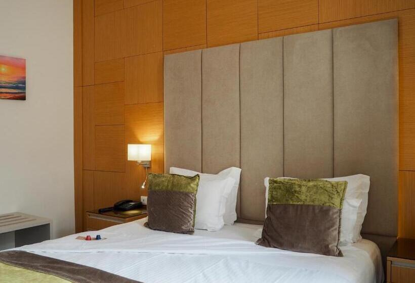 חדר סטנדרט מותאם לאדם עם מוגבלויות, The One Grand Hotel da Póvoa