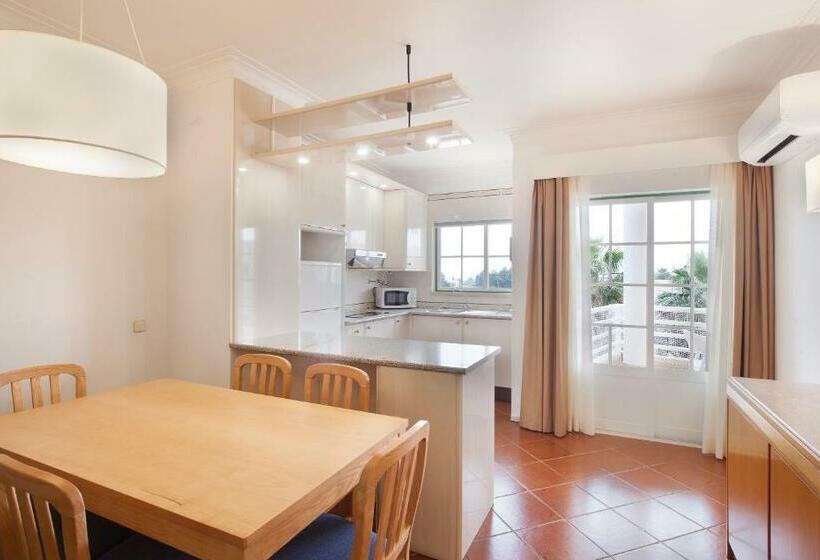 3 Bedroom Apartment, Turim Estrela Do Vau