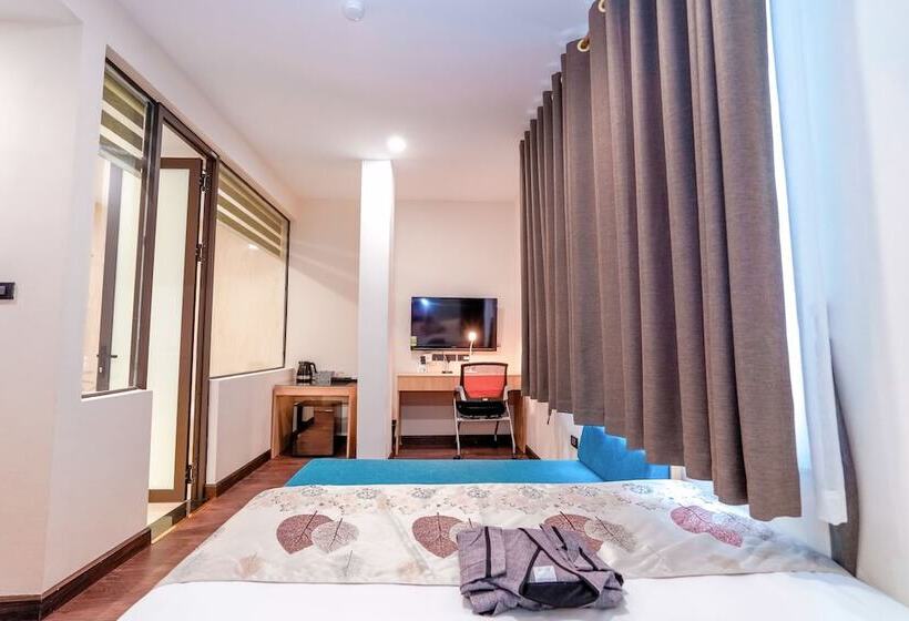 اتاق لوکس, Momizi Hotel Hai Phong