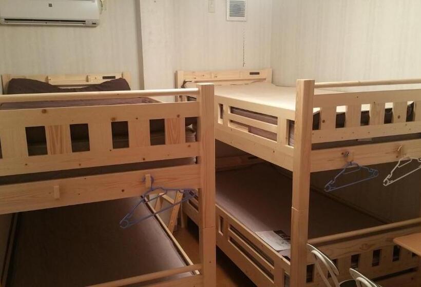 اتاق استاندارد سه نفره, Home Sharing Guest House Don