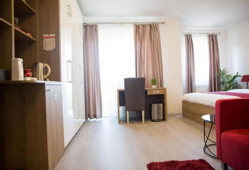 اتاق استاندارد با بالکن, China Town Prenoćište