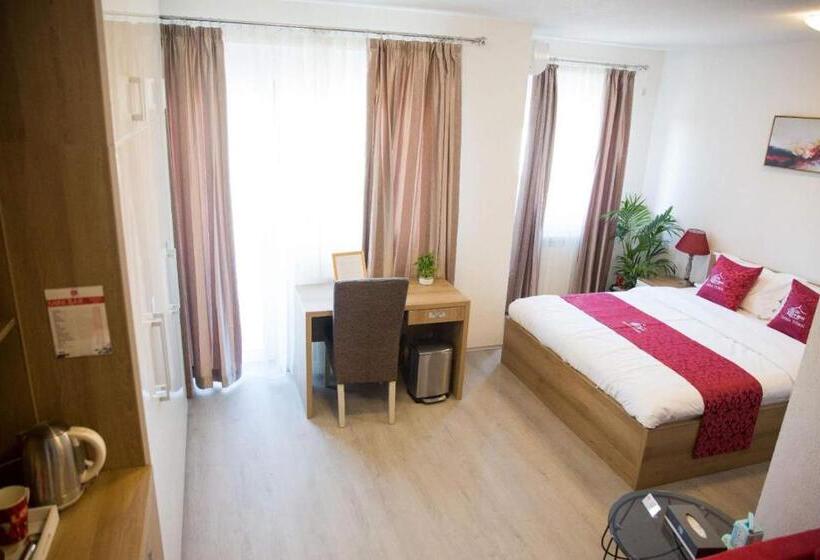 اتاق استاندارد با بالکن, China Town Prenoćište