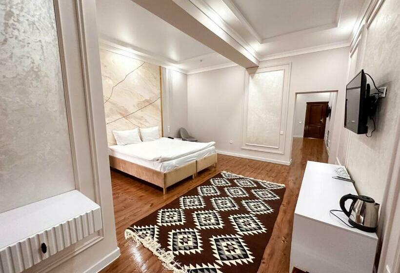 اتاق استاندارد با تخت بزرگ, Reikartz Khiva Palace