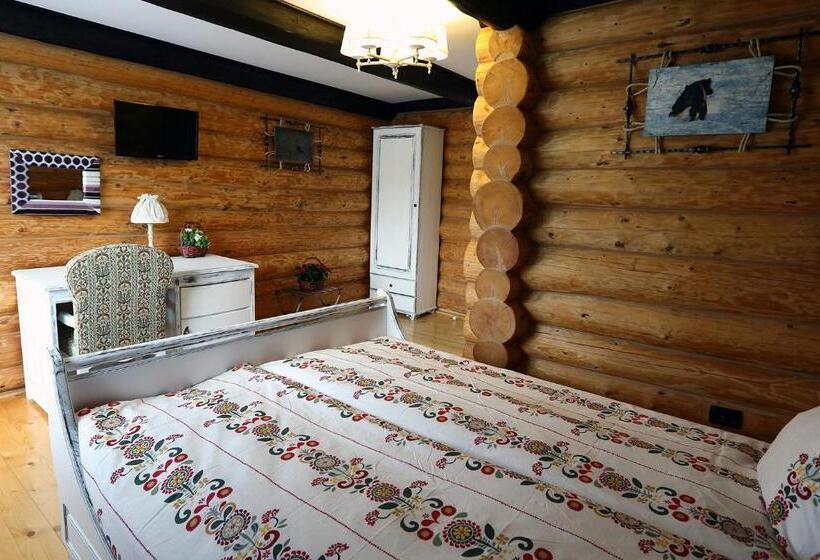 اتاق استاندارد با بالکن, Pensiunea Varvara De Bucovina