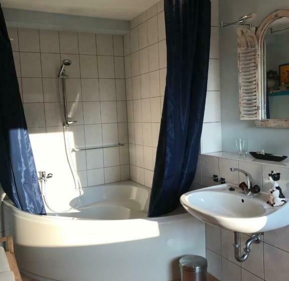اتاق استاندارد, Waldhotel Auerhahn Hochkopfhaus