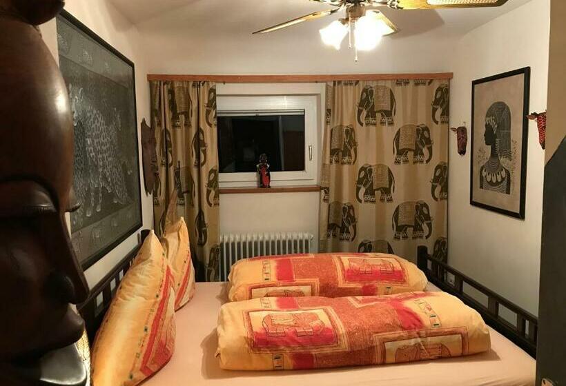 اتاق استاندارد, Waldhotel Auerhahn Hochkopfhaus