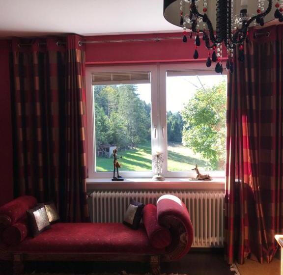 اتاق استاندارد, Waldhotel Auerhahn Hochkopfhaus
