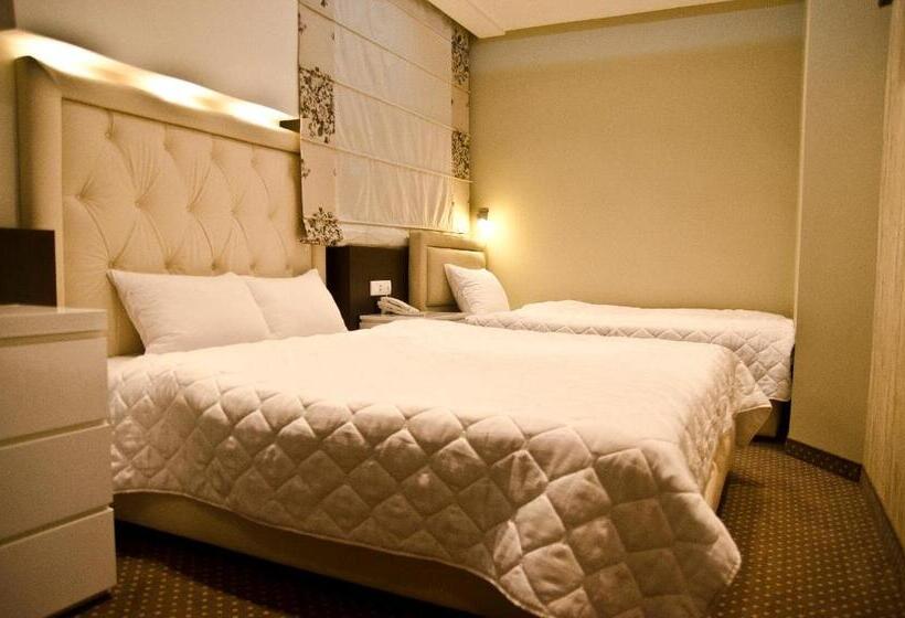 اتاق استاندارد سه نفره, Centrum Sobe Rooms čačak