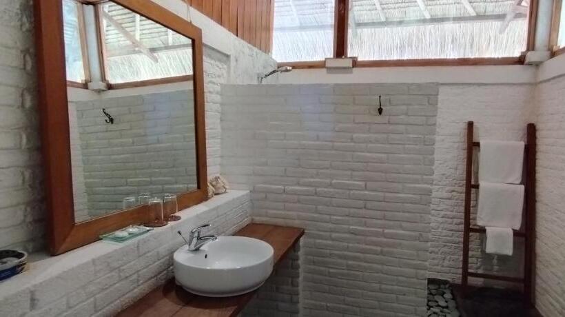 بانگلوی استاندارد 2 خوابه, Amrita Maumere Resort