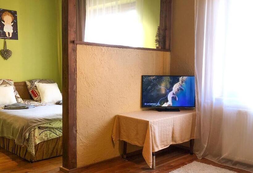 سوییت, тіна