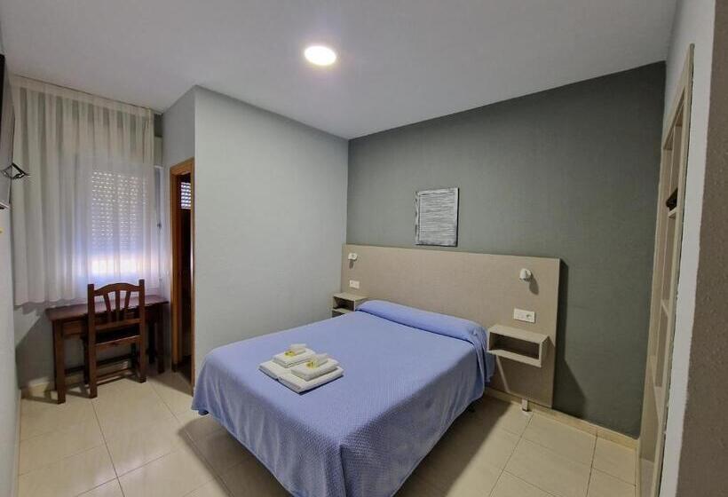 اتاق استاندارد, Hostal Soto