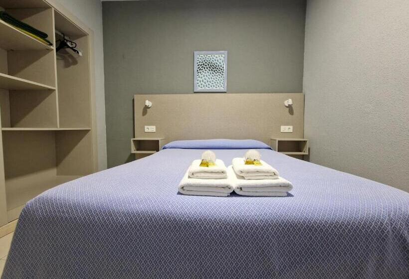 اتاق استاندارد, Hostal Soto