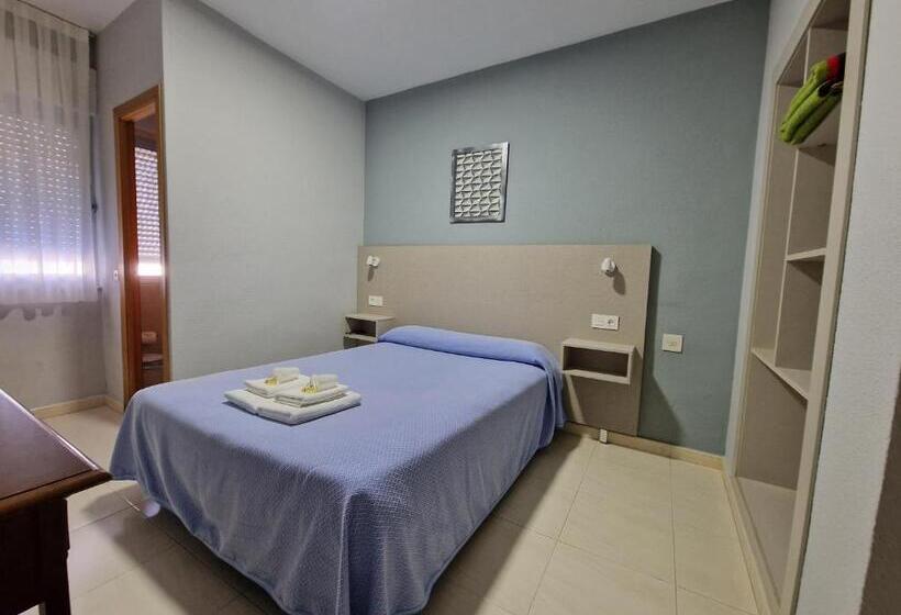 اتاق سوپریور یک تخته, Hostal Soto