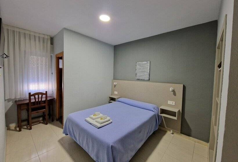 اتاق استاندارد, Hostal Soto