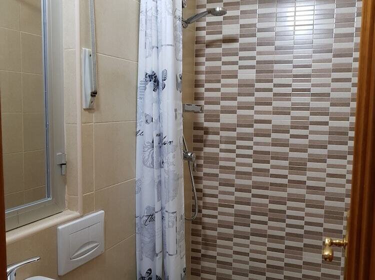 اتاق استاندارد, Hostal Soto