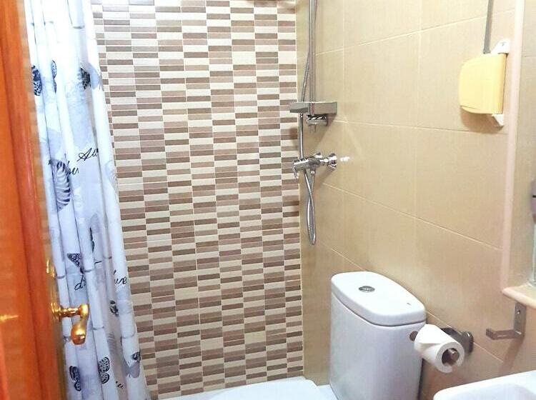 اتاق استاندارد یک نفره, Hostal Soto