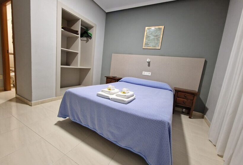 اتاق سوپریور, Hostal Soto