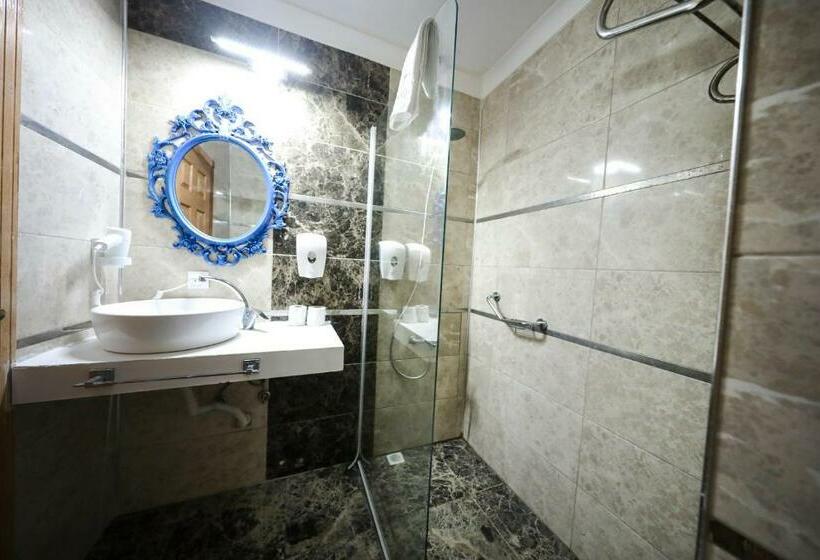 Triple Room Sea View, Akay Garden Family Club
