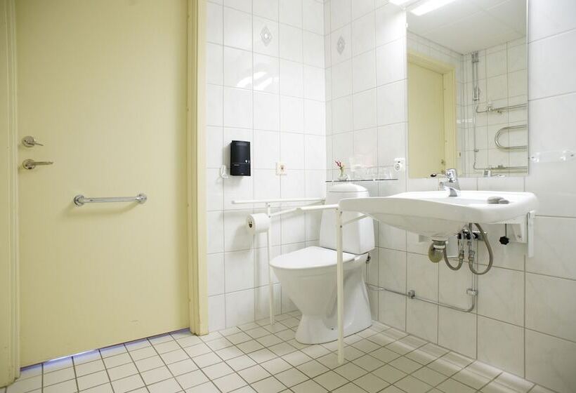 اتاق استاندارد برای معلولان, Sunderby Folkhögskola Hotell & Konferens