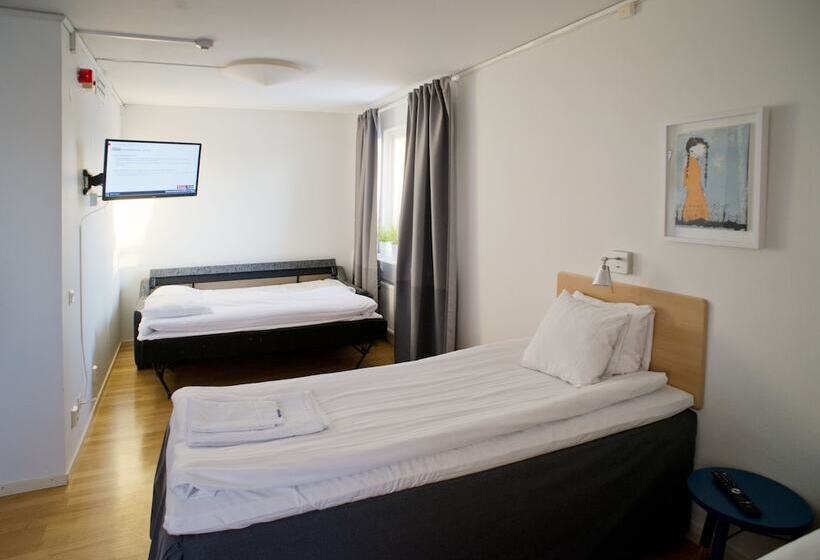 اتاق استاندارد سه نفره, Sunderby Folkhögskola Hotell & Konferens