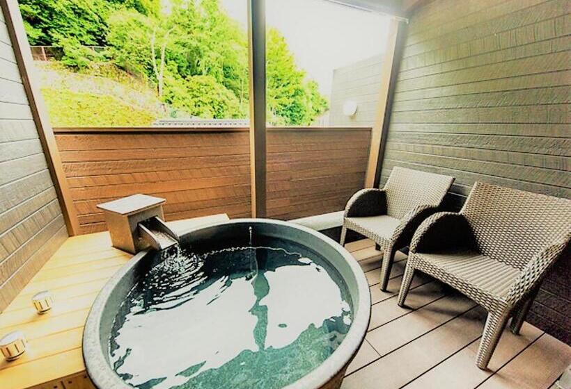 سوییت لوکس, Livemax Resort Aki Miyajima