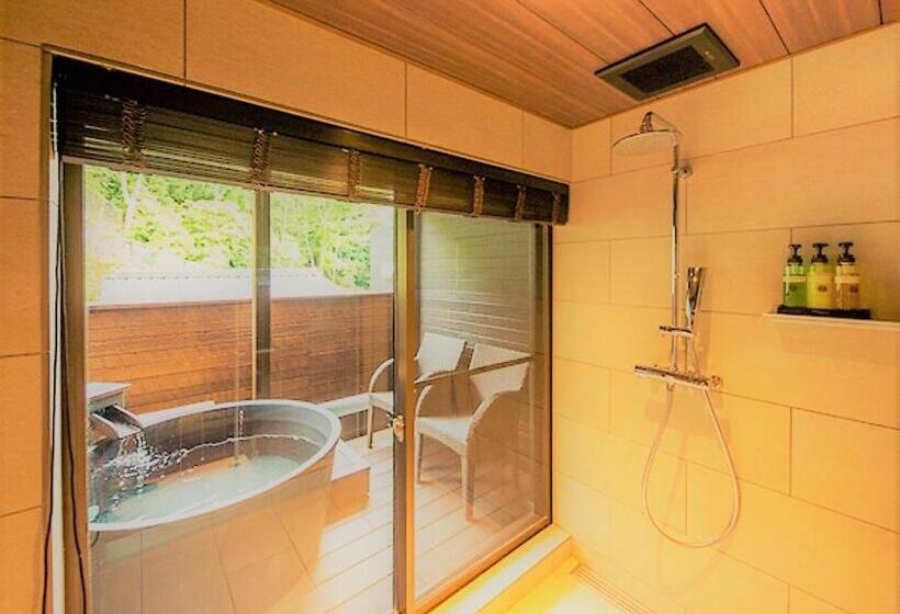 سوییت لوکس, Livemax Resort Aki Miyajima