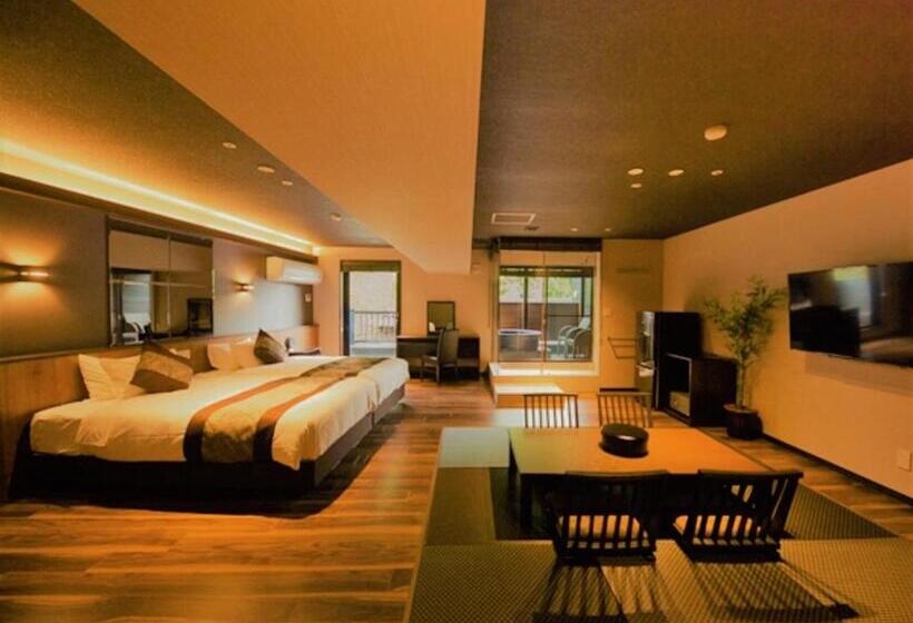سوییت لوکس, Livemax Resort Aki Miyajima