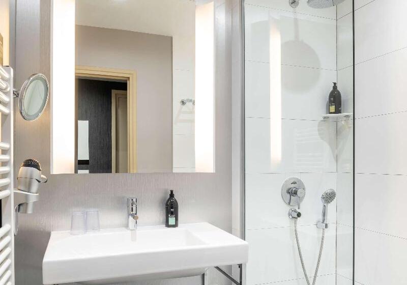 استودیوی استاندارد, Aparthotel Adagio La Défense Esplanade