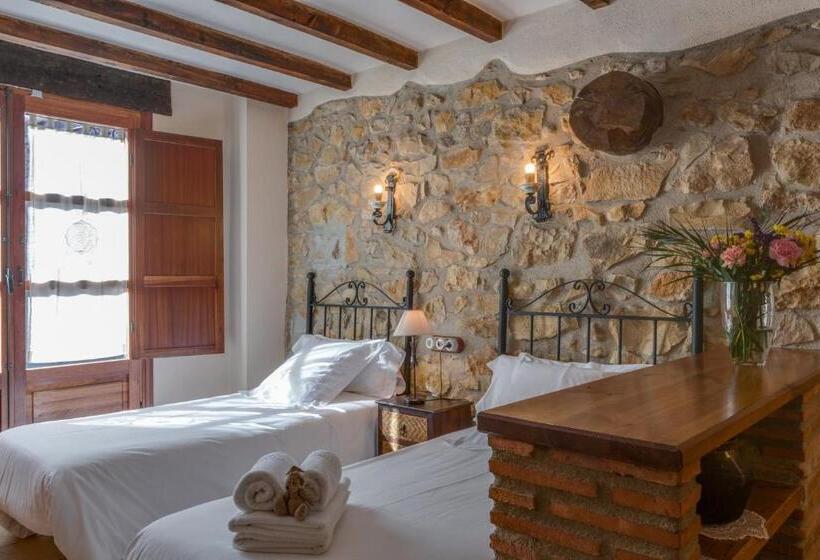 استودیو خانوادگی, Complejo Rural Turimaestrat